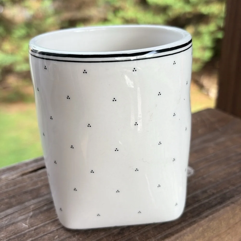 ANTHROPOLOGIE Mug Letter L Drop Cap Monogram Love Wins Always Coffee Cup